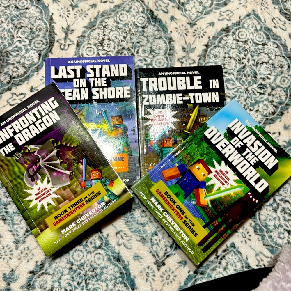 Unofficial books on Minecraft- set of 4